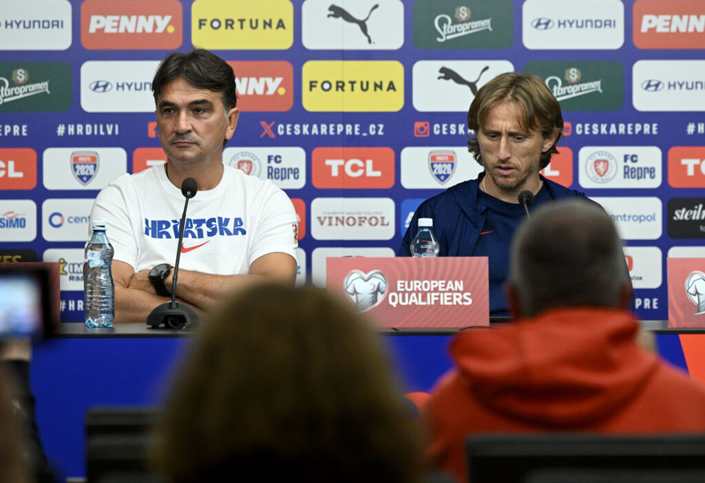 开云体育-达利奇：很荣幸迎来百场里程碑，希望明天搞定出线问题